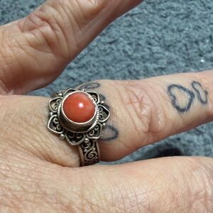 Native American Sterling Silver Coral Ring with Intricate Design Sz 7 (3)